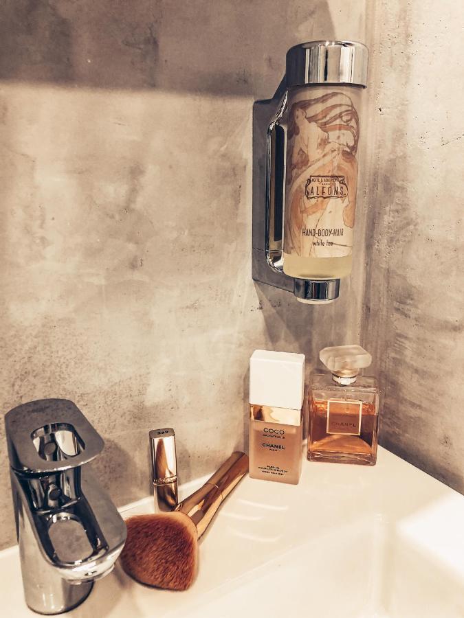 King Room,1118120853:JPEG